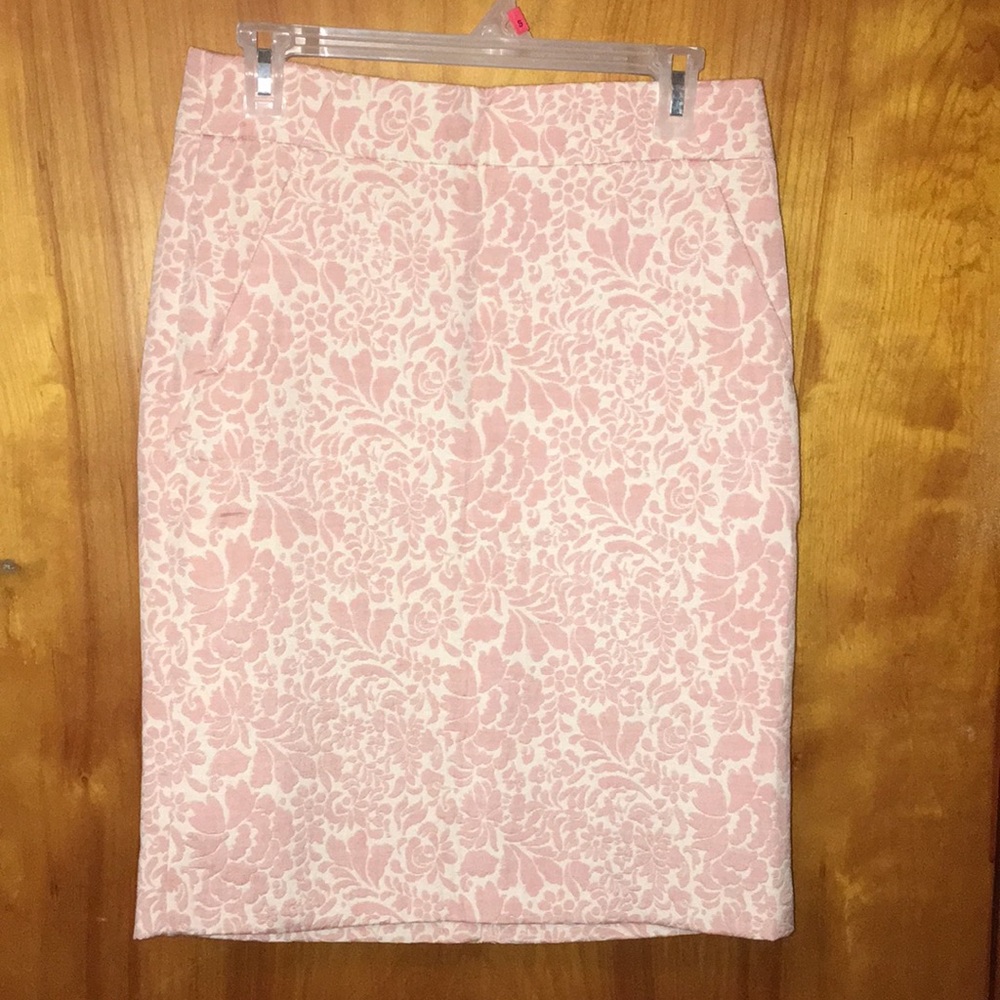 Pencil skirt